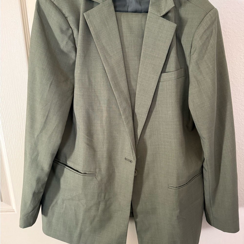 Kirundo Olive Green suit set